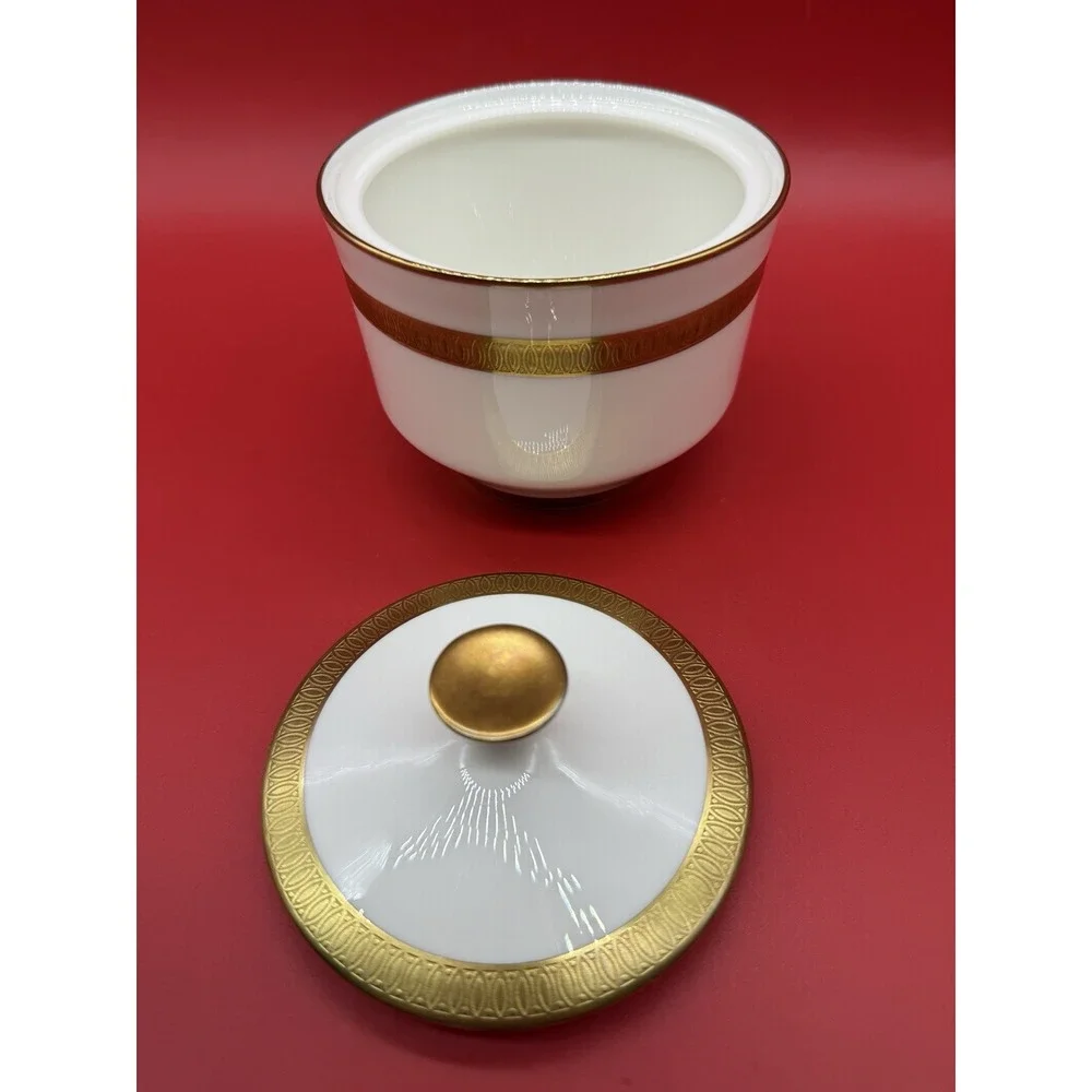 Mikasa Narumi PEMBROKE 106 Creamer & Sugar Bowl w Lid And Shaker Gold Trimmed